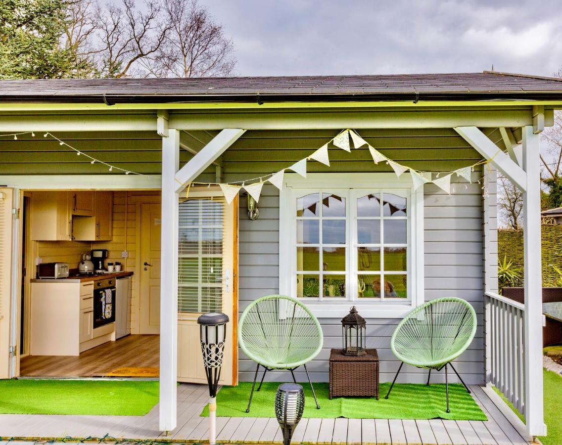 The Retreat Log Cabin Sudbury  Εξωτερικό φωτογραφία