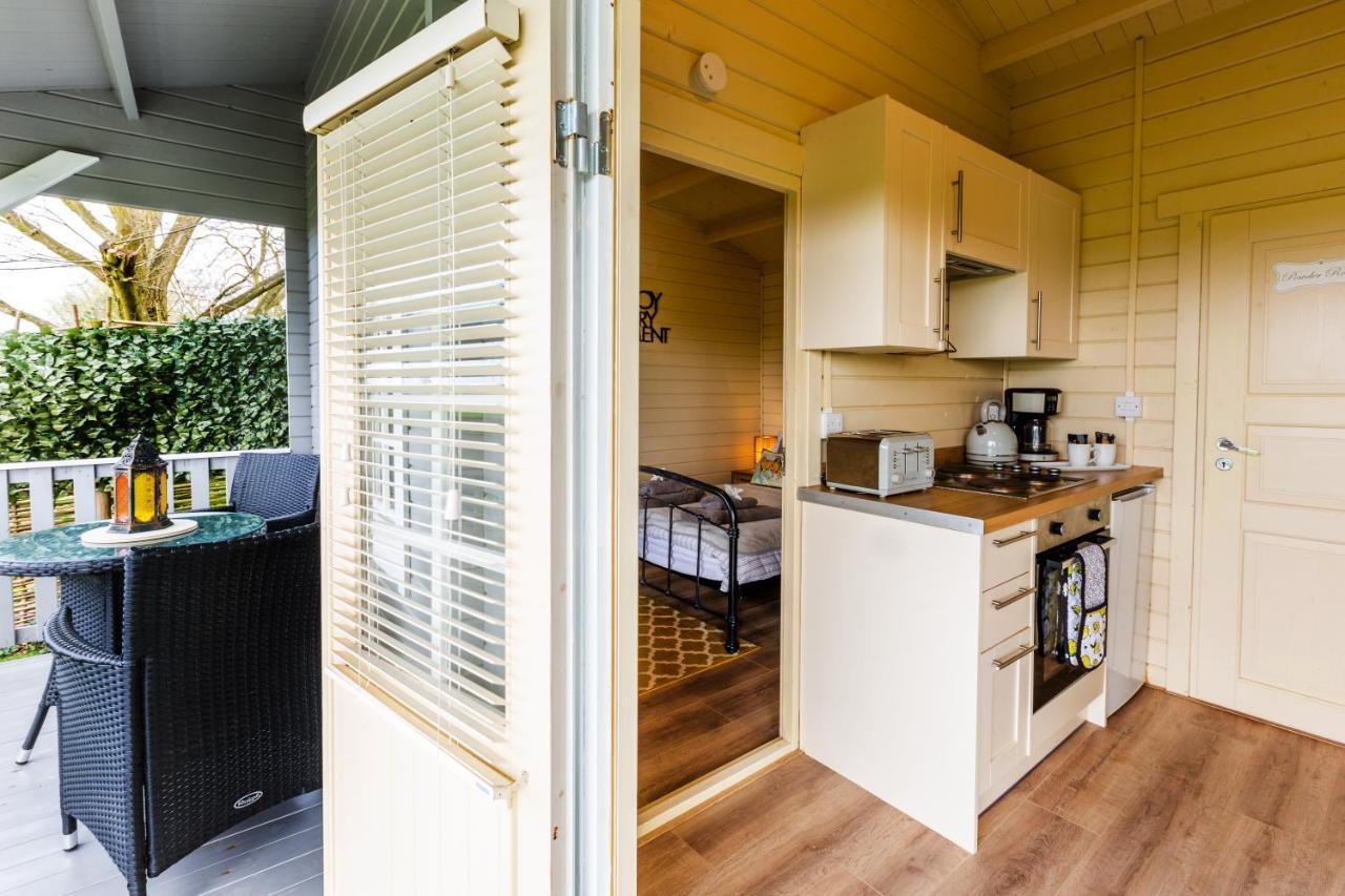 The Retreat Log Cabin Sudbury  Εξωτερικό φωτογραφία